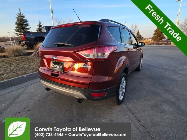 Used 2015 Ford Escape SE w/ Equipment Group 201A image 3