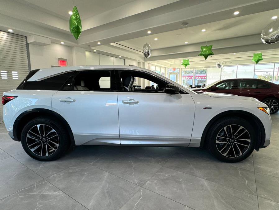 Used 2024 Acura ZDX A-Spec image 10