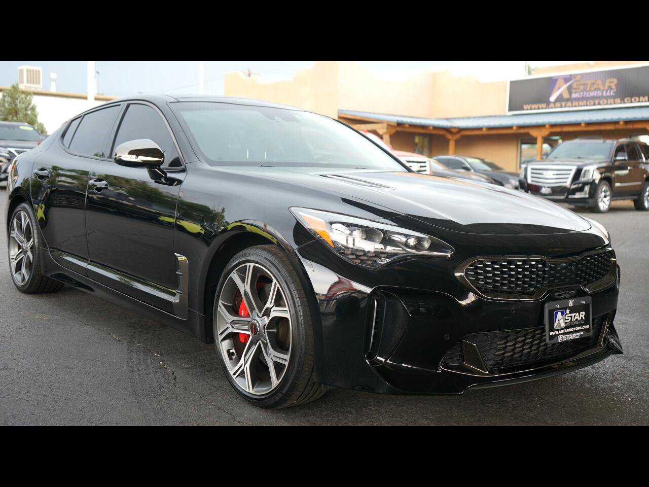 Used 2021 Kia Stinger GT2 image 1