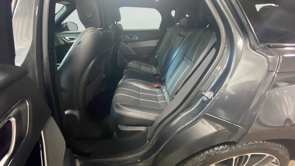 Used 2021 Land Rover Range Rover Velar R-Dynamic S image 23