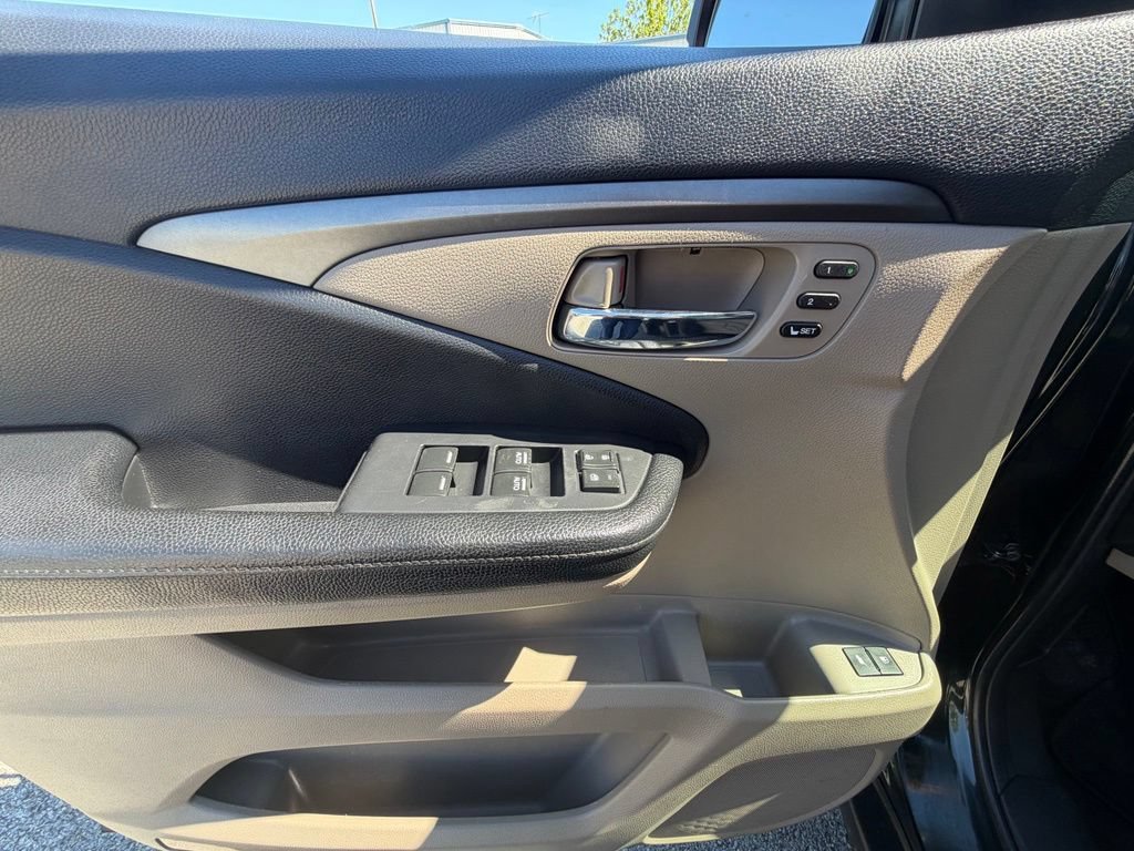 Used 2019 Honda Pilot EX-L image 16