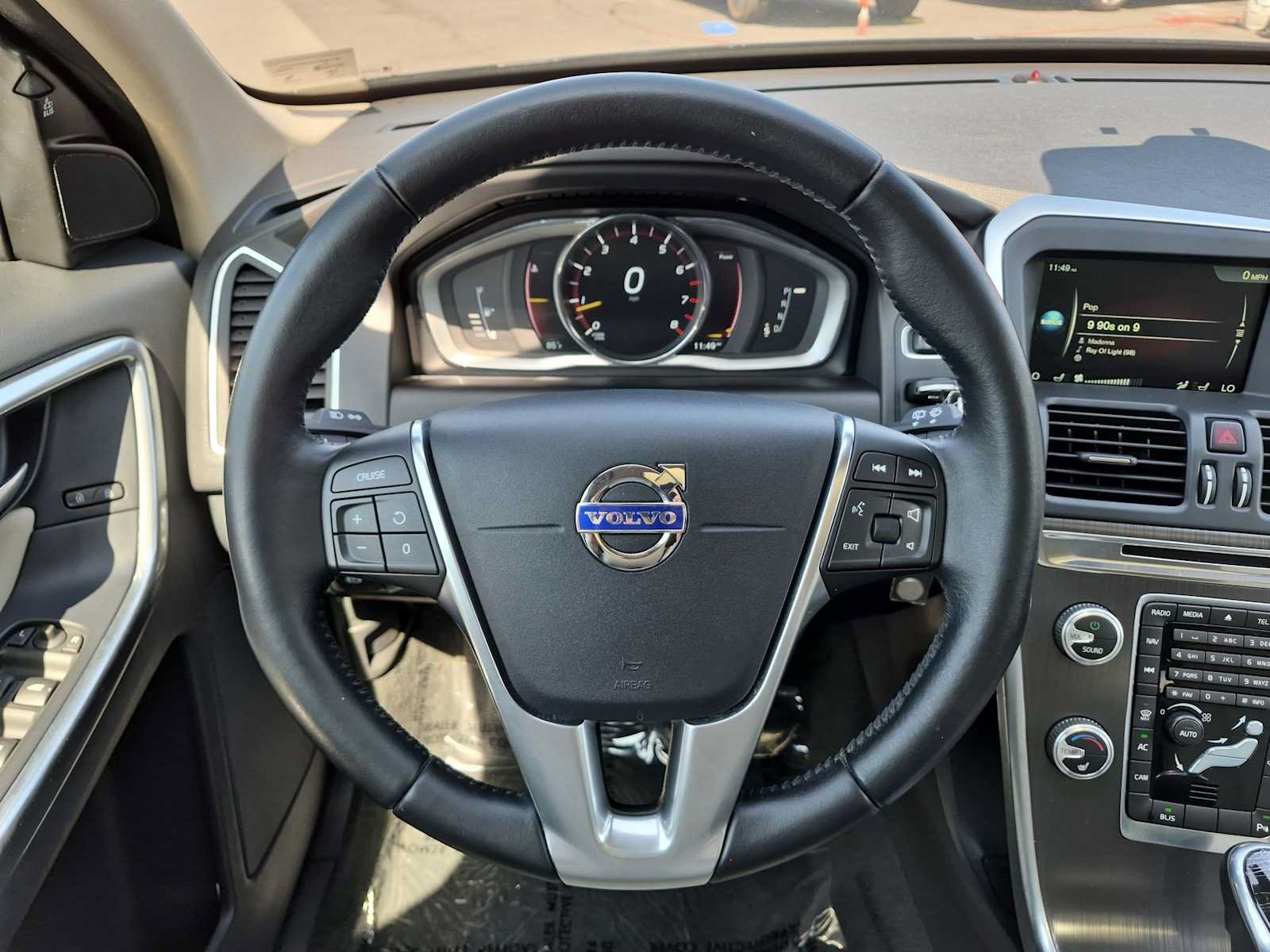 Used 2016 Volvo XC60 T5 Premier w/ Proximity Package AWD/4WD image 25