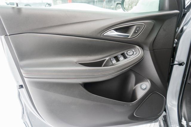 Used 2023 Buick Encore GX Select w/ Sport Touring Package image 18