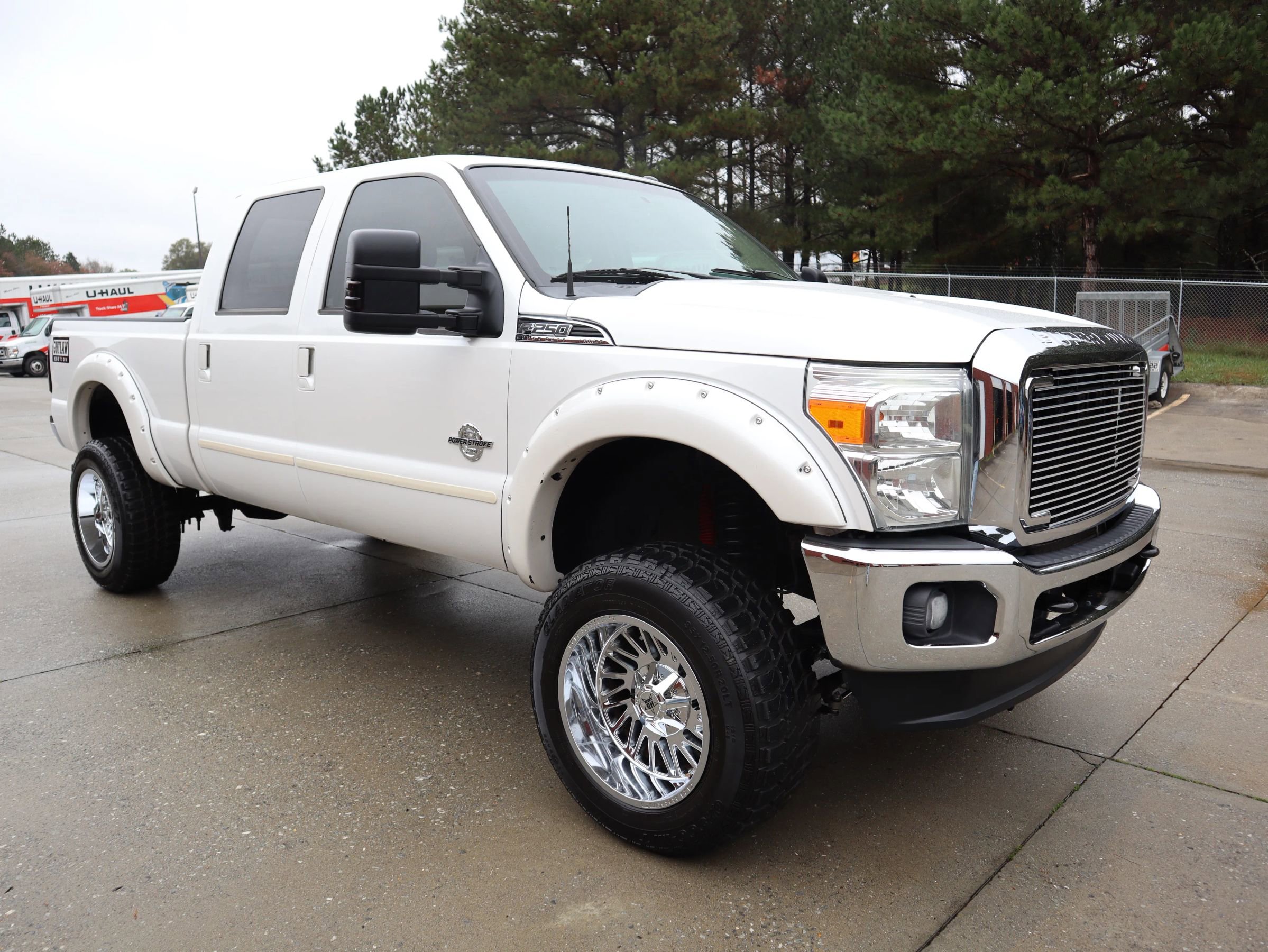 Used 2014 Ford F250 Lariat w/ Lariat Interior Package image 7
