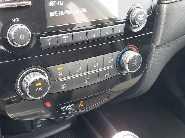 Used 2017 Nissan Rogue S FWD image 21