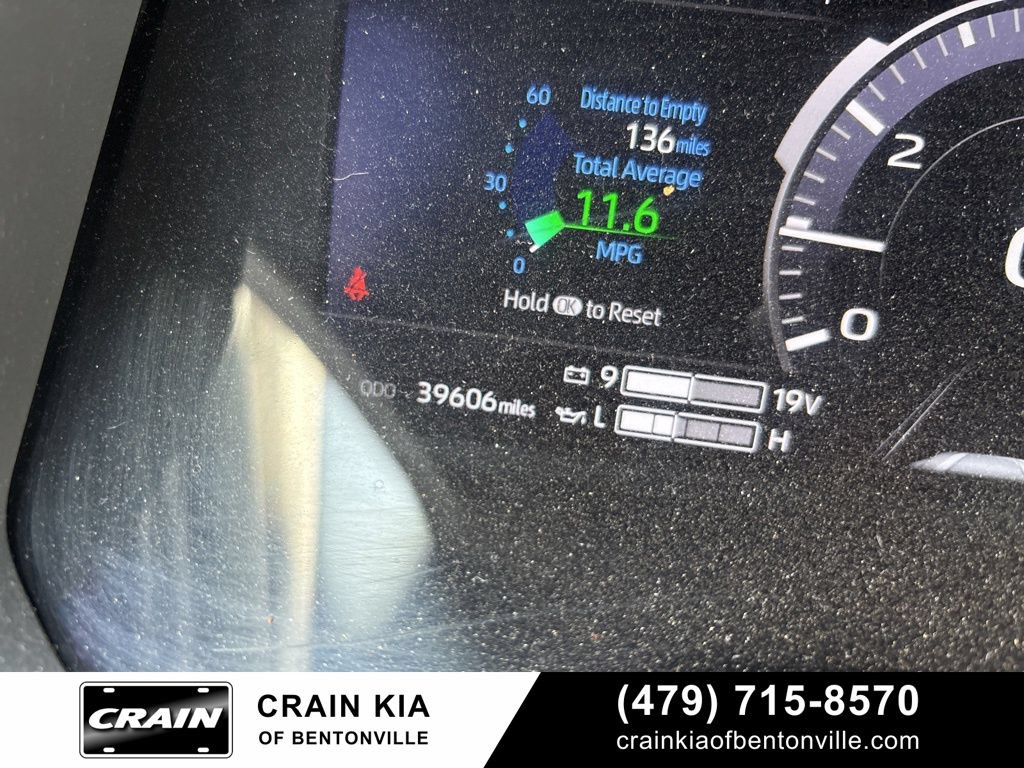 Used 2024 Toyota Tundra Platinum AWD/4WD image 38