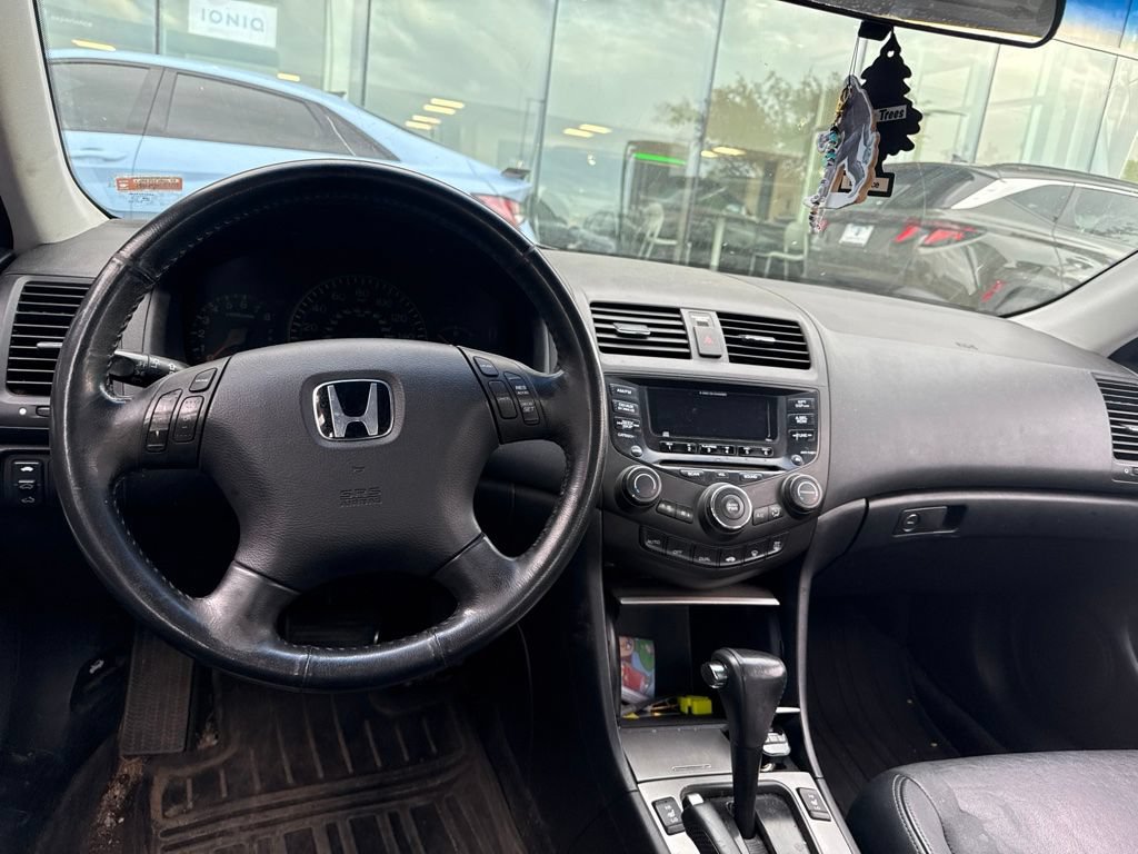 Used 2005 Honda Accord EX-L image 3