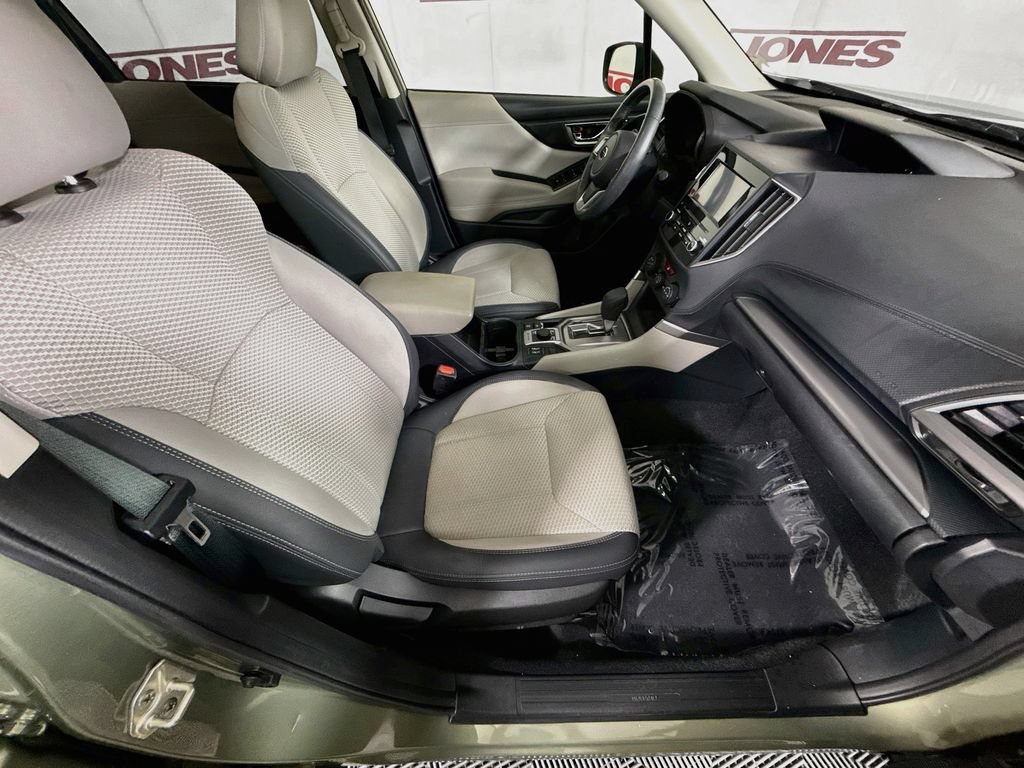 Used 2021 Subaru Forester Premium AWD/4WD image 30