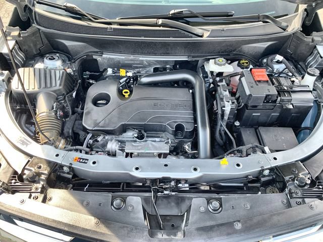 Used 2025 Chevrolet Equinox LT w/ Safety and Technology Package FWD image 30