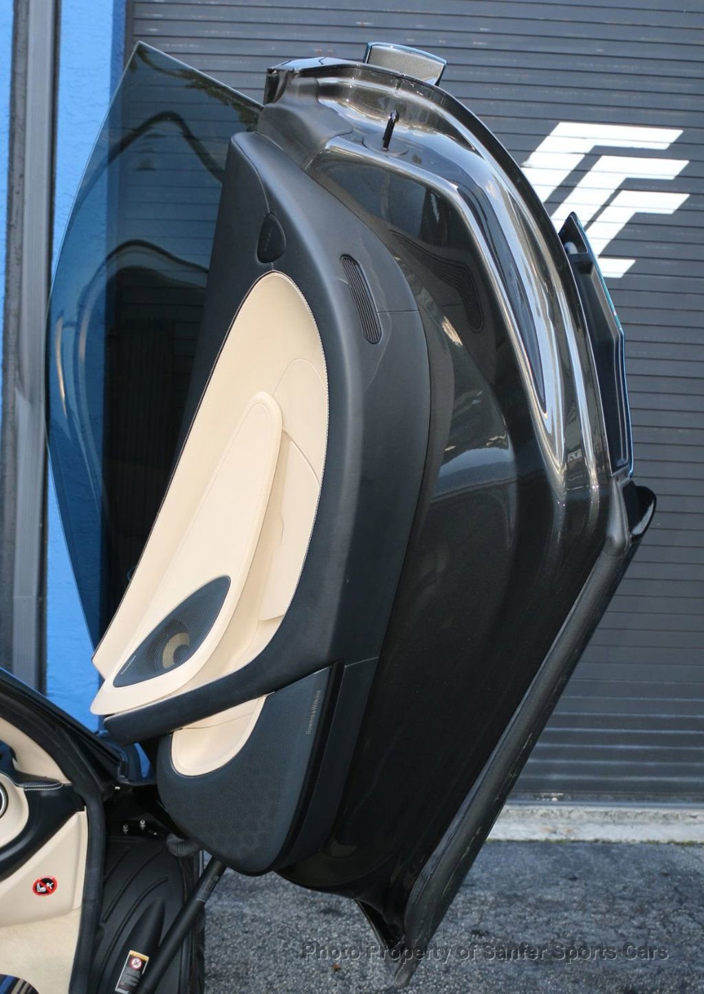 Used 2017 McLaren 570S Coupe image 17