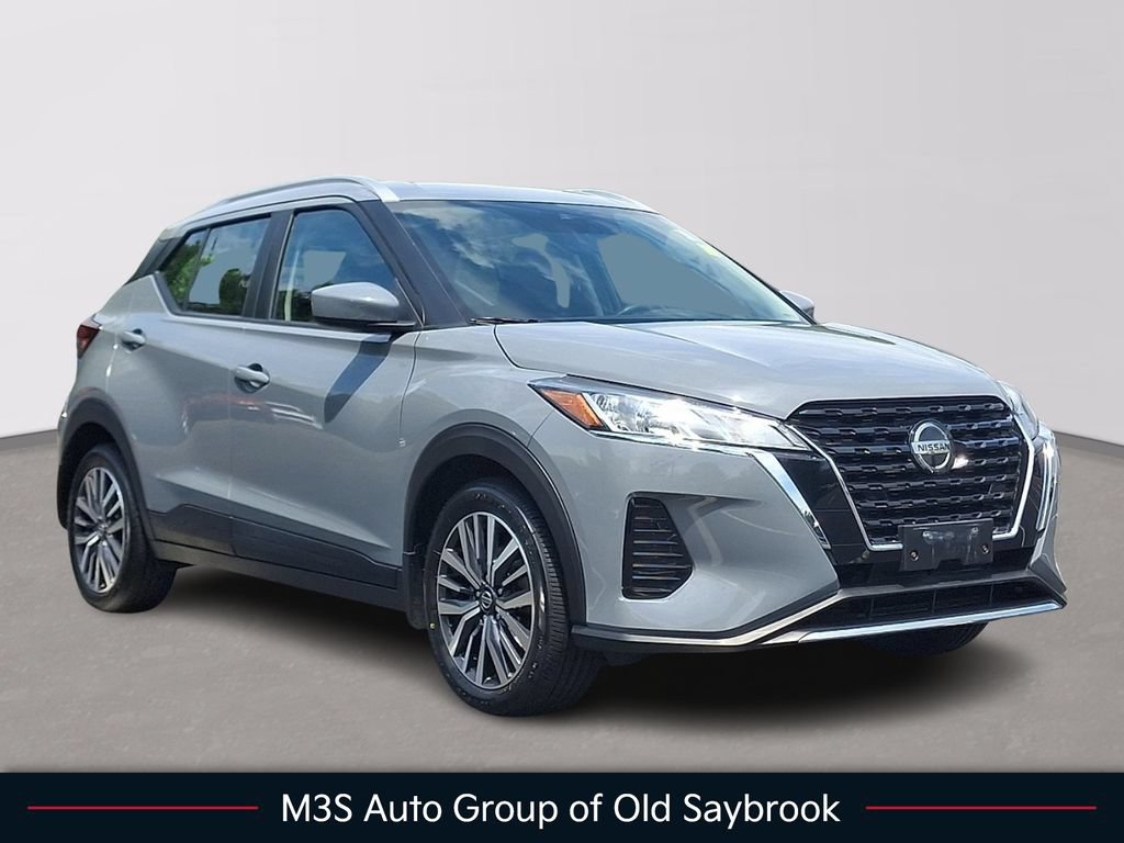 Used 2021 Nissan Kicks SV
