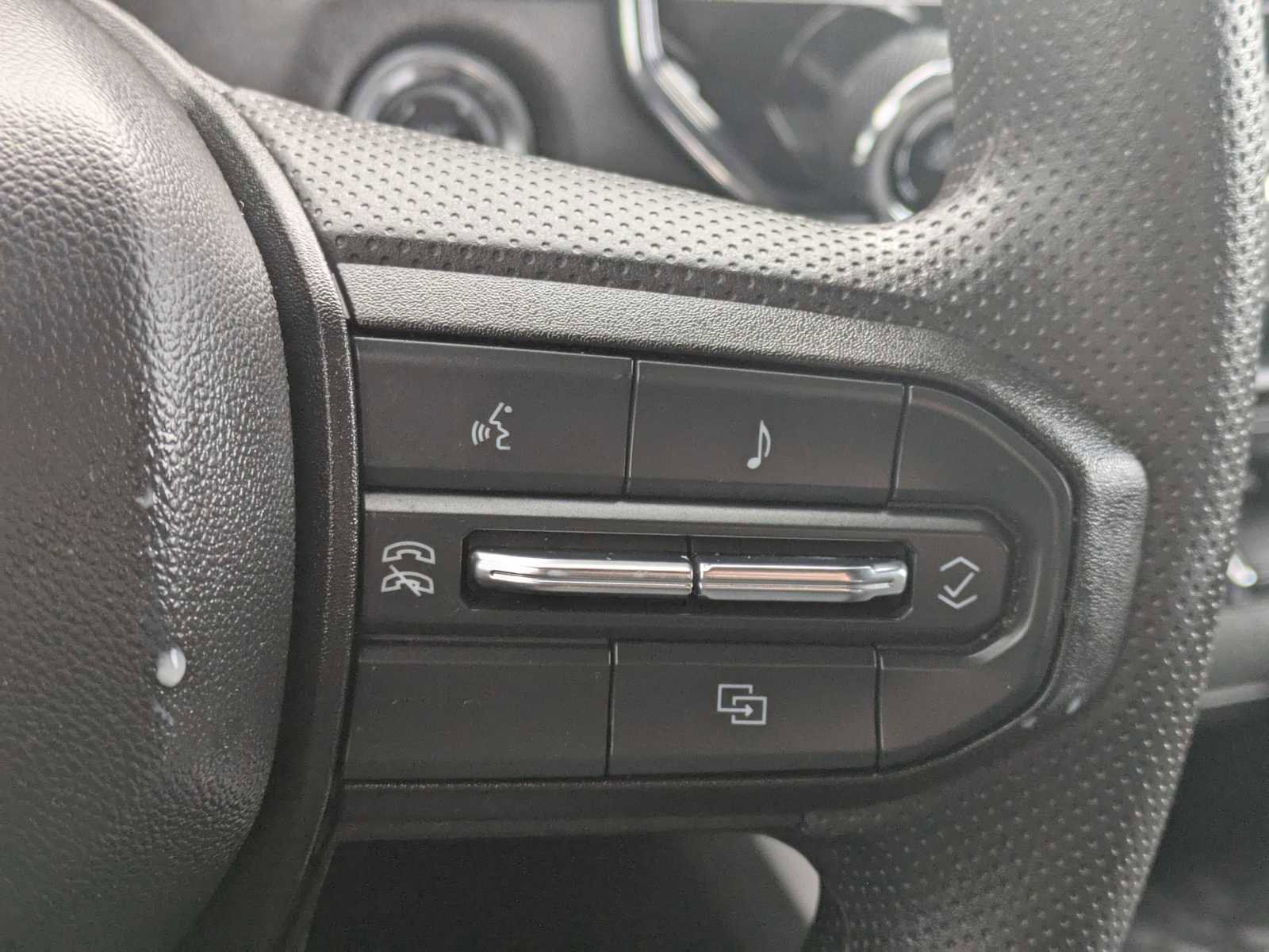 Used 2024 Chevrolet Colorado Trail Boss w/ Advanced Trailering Package image 23