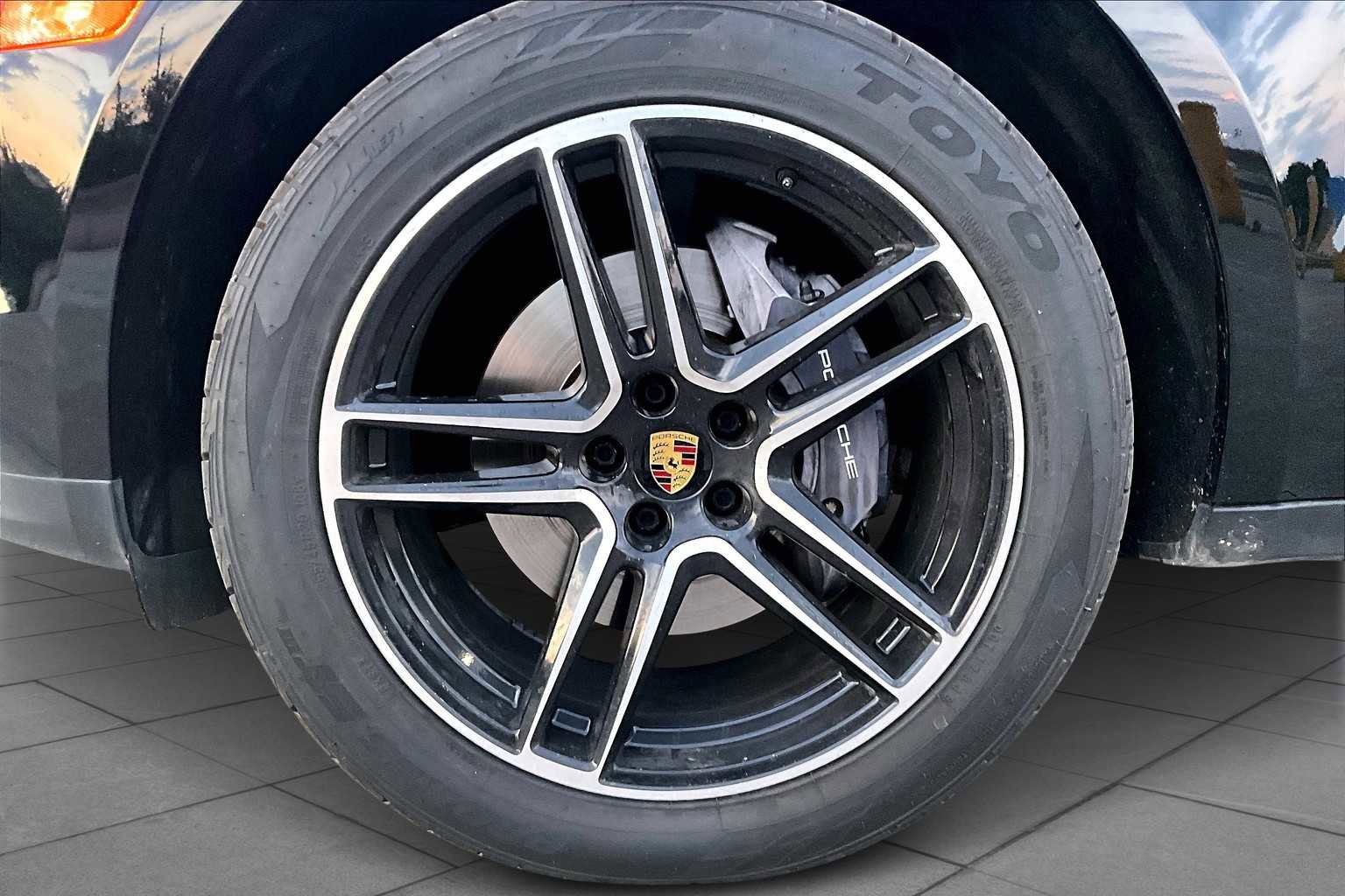 Used 2021 Porsche Macan image 22