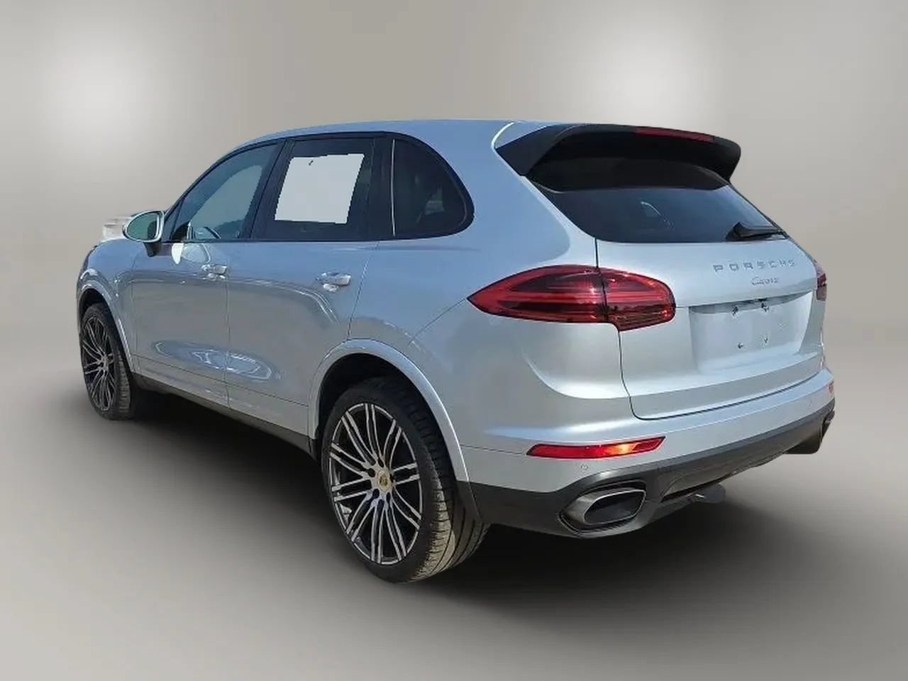 Used 2017 Porsche Cayenne AWD/4WD image 6