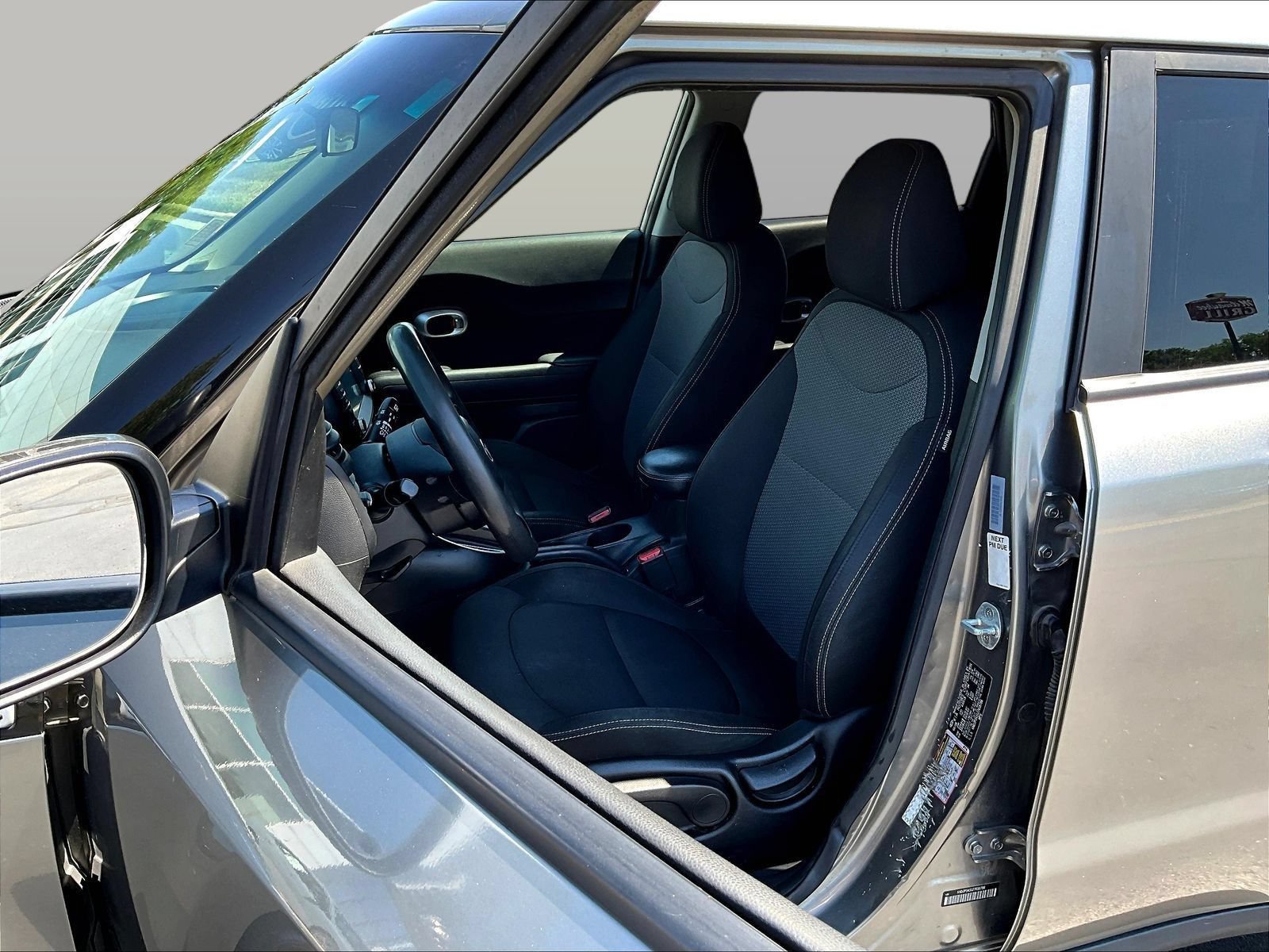 Used 2018 Kia Soul + FWD image 23