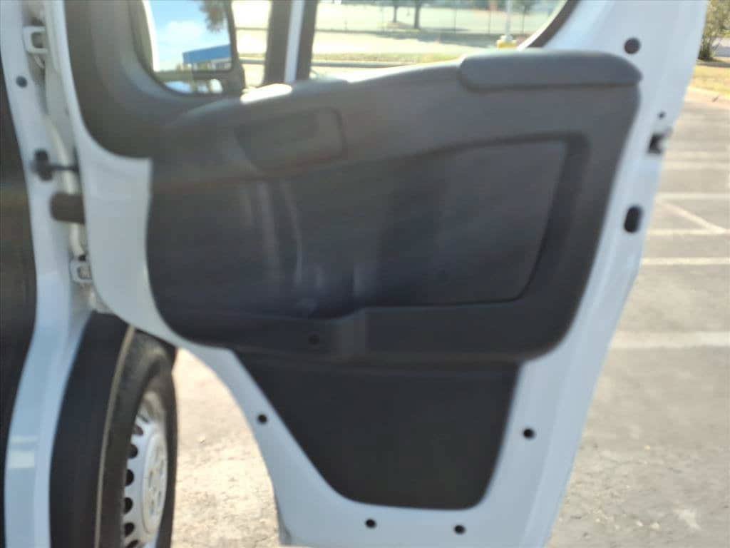 Used 2024 RAM ProMaster 2500 w/ Convenience Group FWD image 23