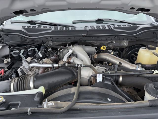 Used 2020 Ford F350 Lariat AWD/4WD image 31