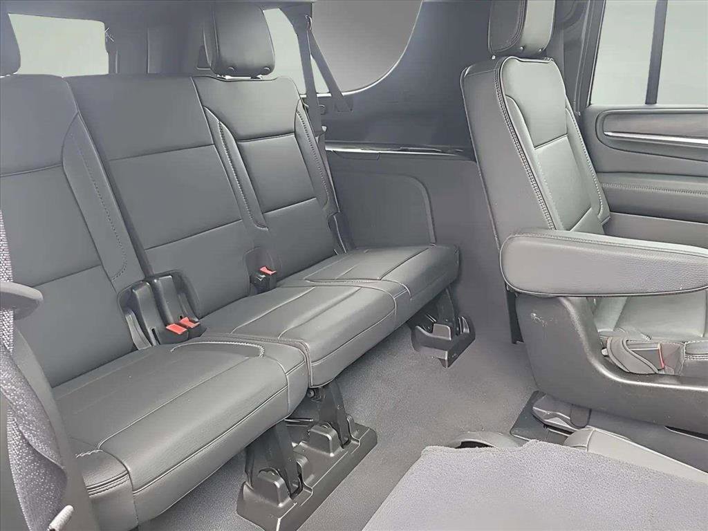 Used 2021 GMC Yukon XL Denali w/ Denali Premium Package image 28