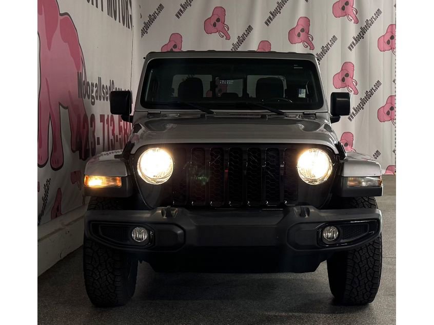 Used 2021 Jeep Gladiator Willys image 5