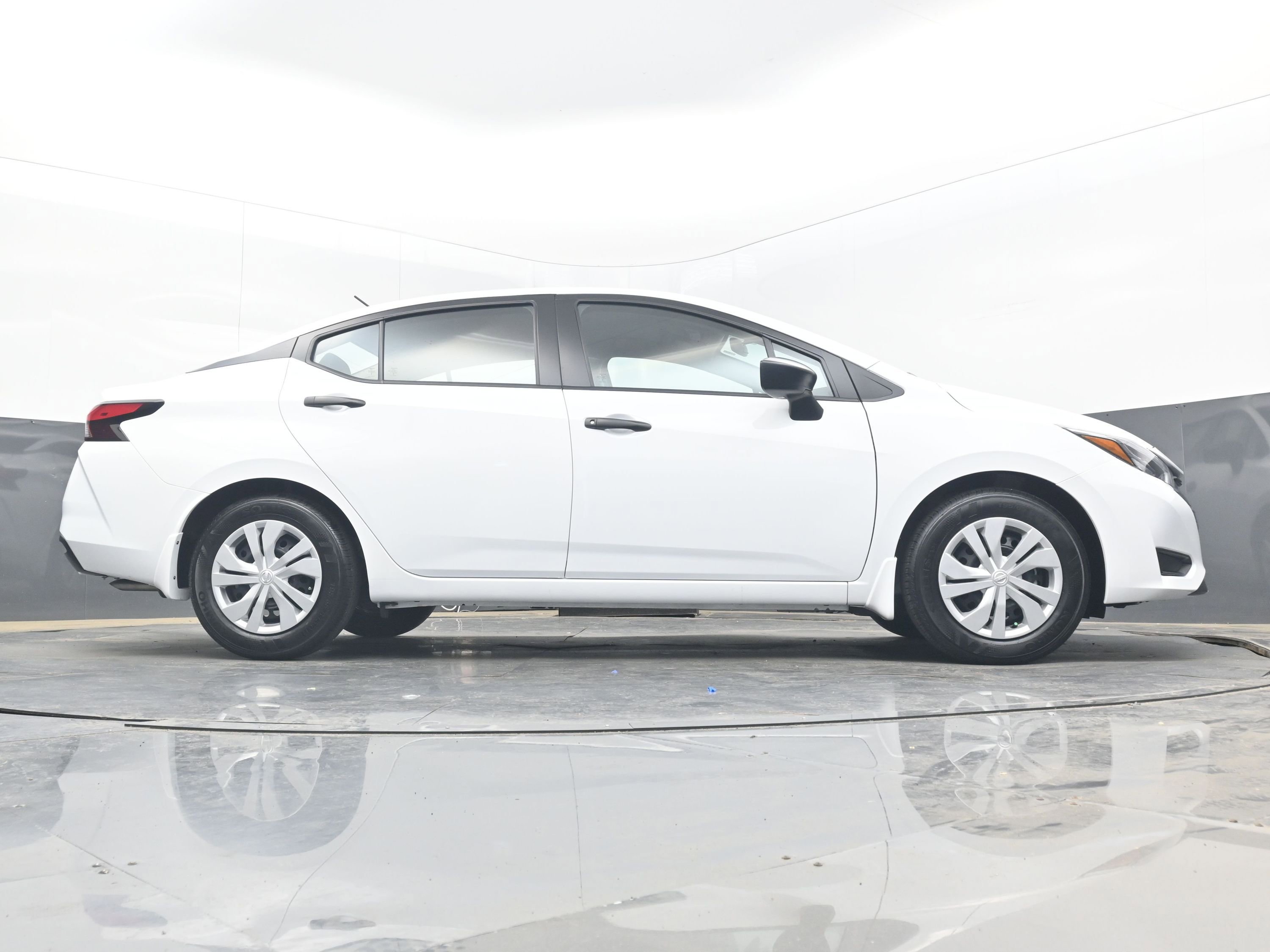 Certified 2025 Nissan Versa S w/ Trunk Package image 29