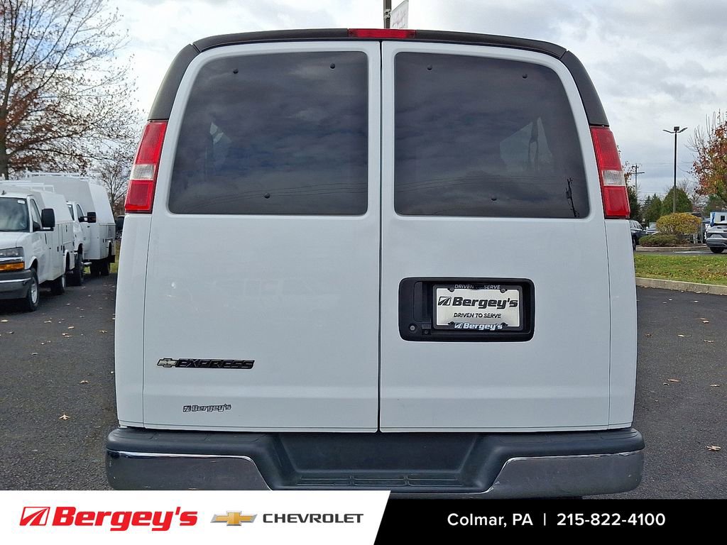 Certified 2020 Chevrolet Express 3500 LT w/ LT Preferred Equipment Group image 6