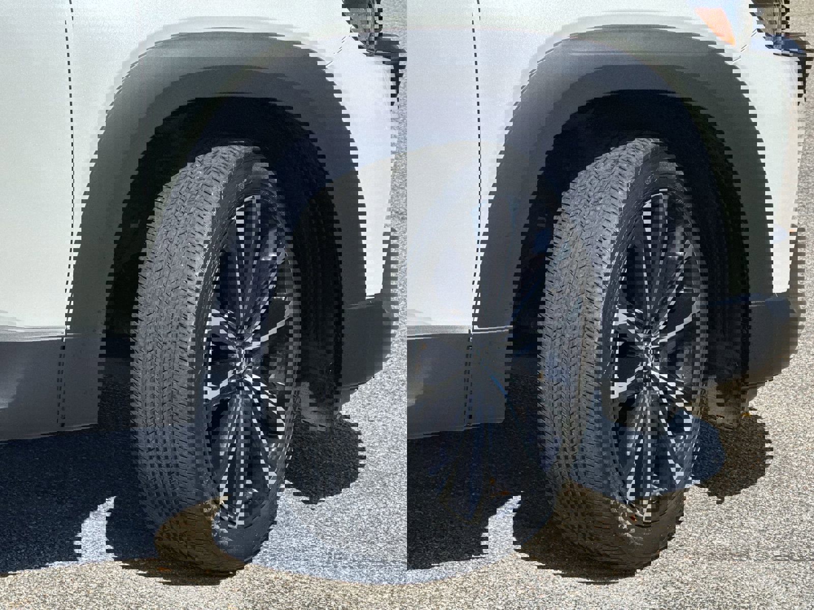 Used 2023 MAZDA CX-50 AWD 2.5 Turbo w/ Accent Package image 12