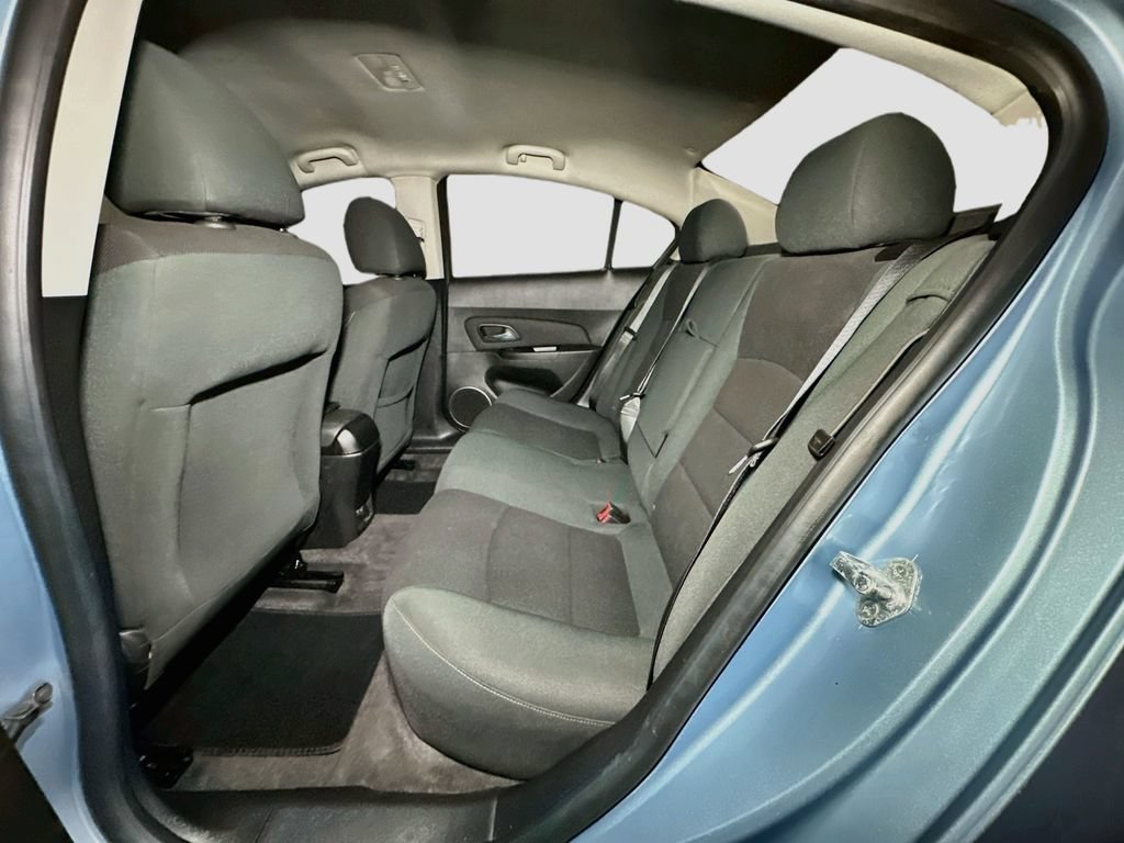 Used 2012 Chevrolet Cruze LT FWD image 28