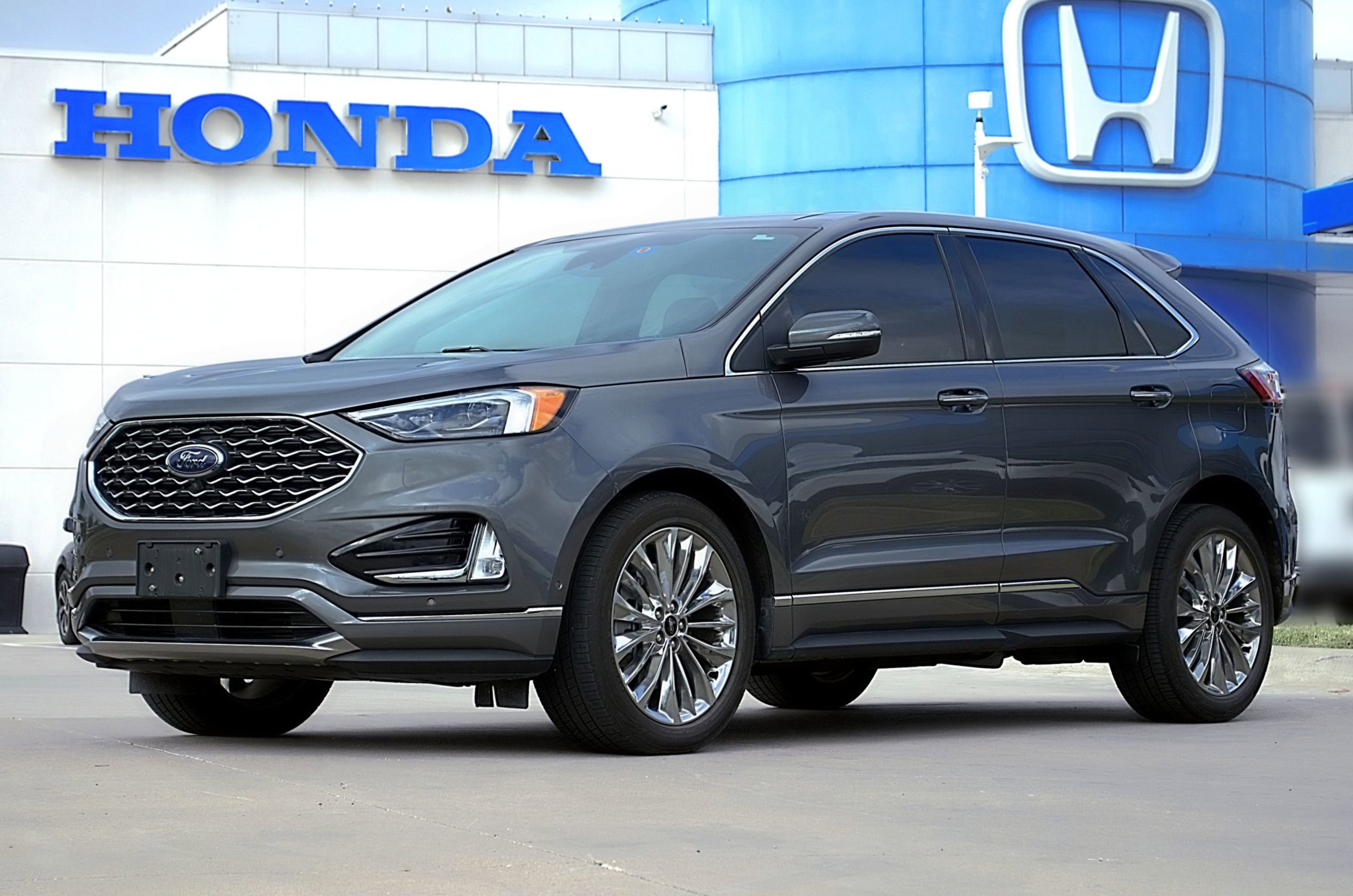 Used 2021 Ford Edge Titanium w/ Equipment Group 301A image 1