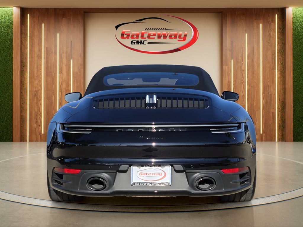 Used 2021 Porsche 911 Carrera RWD image 4