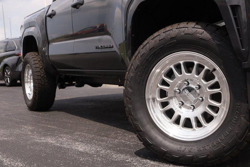 New 2025 Toyota Tacoma SR5 image 3