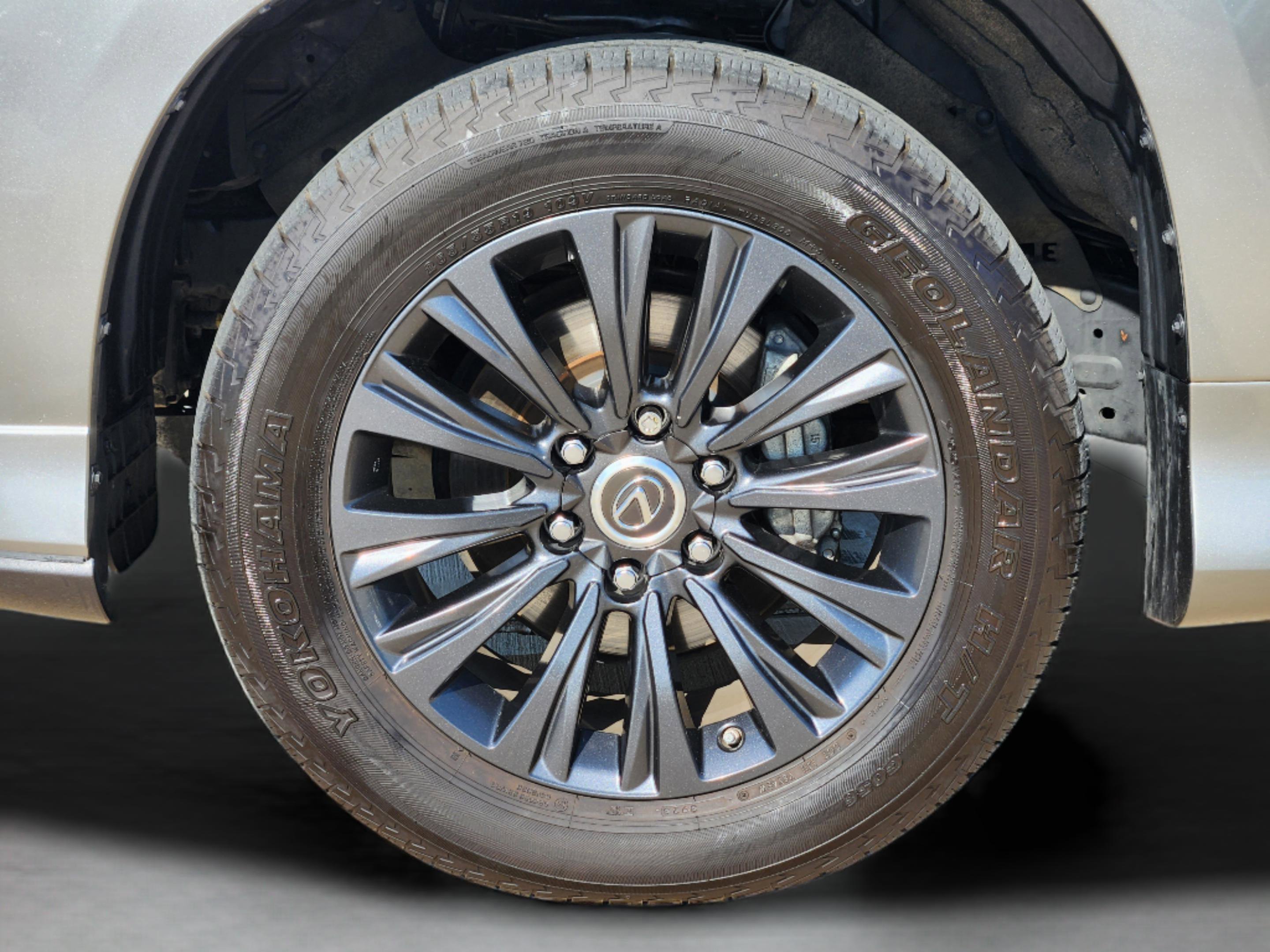 Certified 2023 Lexus GX 460 Luxury w/ Sport Design Package AWD/4WD image 38