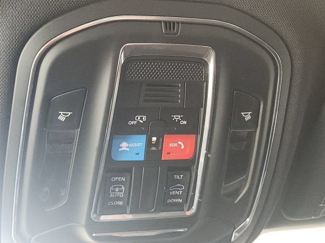 Certified 2024 Jeep Grand Cherokee Laredo X RWD image 41