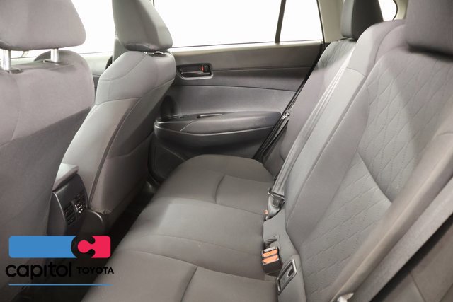 Certified 2022 Toyota Corolla Cross LE w/ Moonroof Package AWD/4WD image 32
