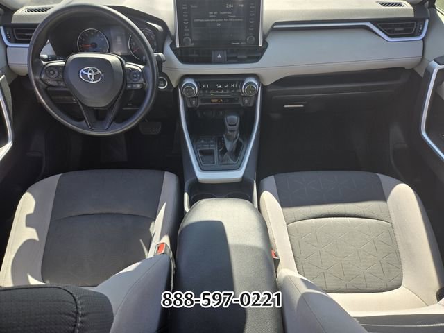Used 2020 Toyota RAV4 XLE w/ Convenience Package image 14