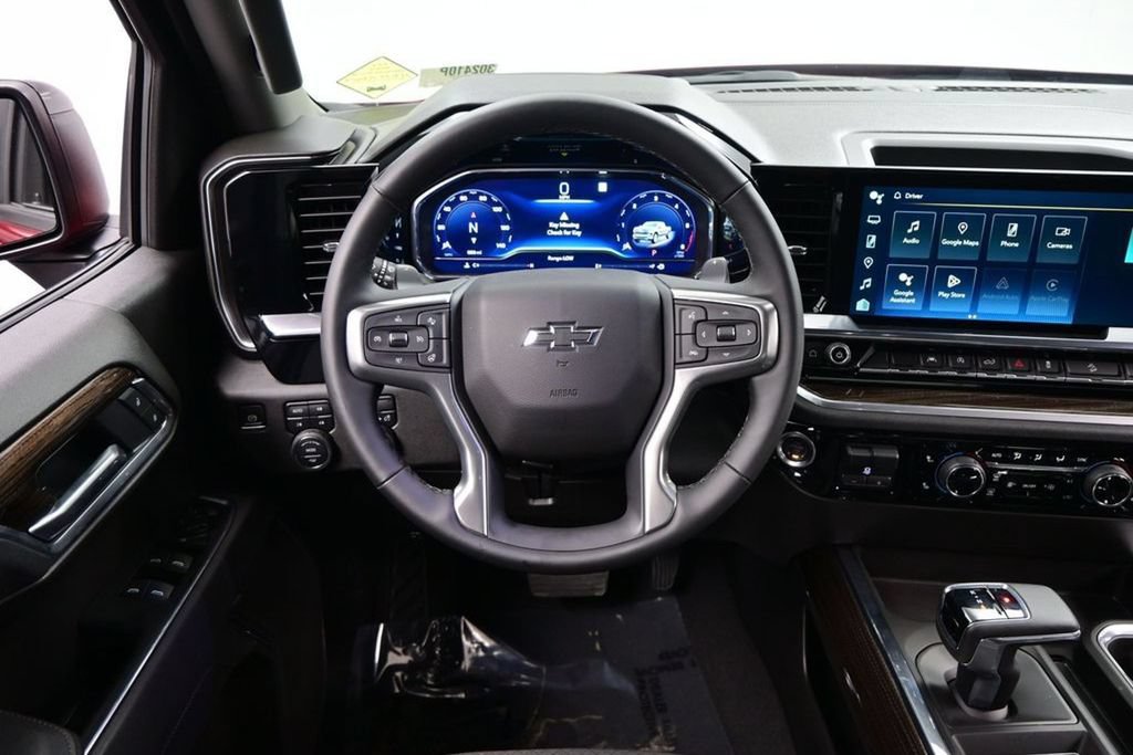 Used 2025 Chevrolet Silverado 1500 RST w/ Z71 Off-Road Package AWD/4WD image 13