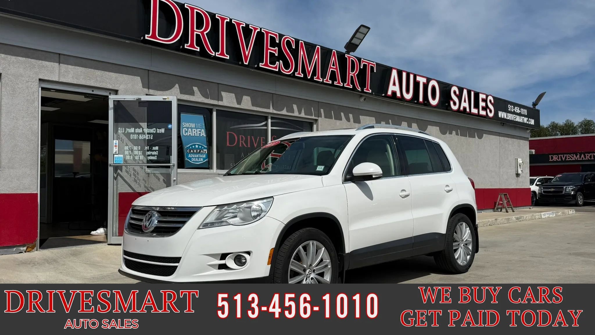 Used 2011 Volkswagen Tiguan S image 1