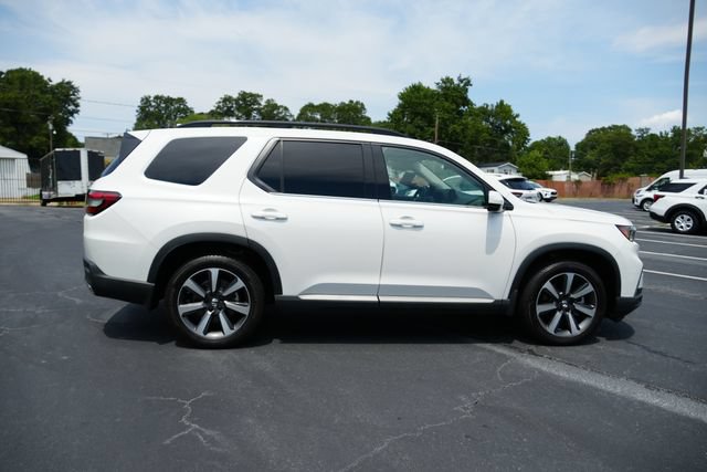 Used 2025 Honda Pilot Elite image 10