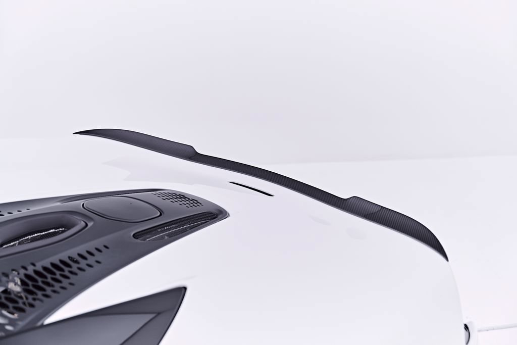 Used 2024 McLaren Artura RWD image 33