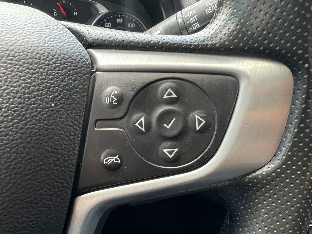 Used 2024 GMC Terrain SLE FWD image 18