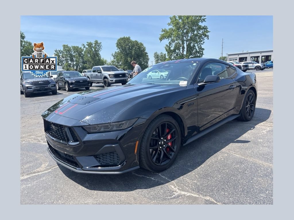 Used 2025 Ford Mustang GT Premium RWD image 1