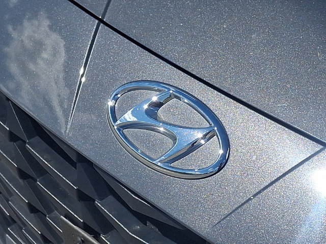 Used 2023 Hyundai Elantra SEL w/ Cargo Package FWD image 29
