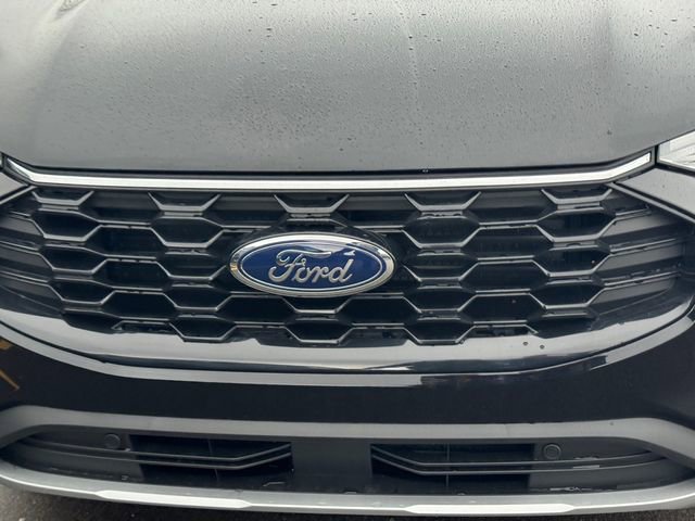 New 2026 Ford Escape ST-Line w/ Tech Pack #1 AWD/4WD image 3