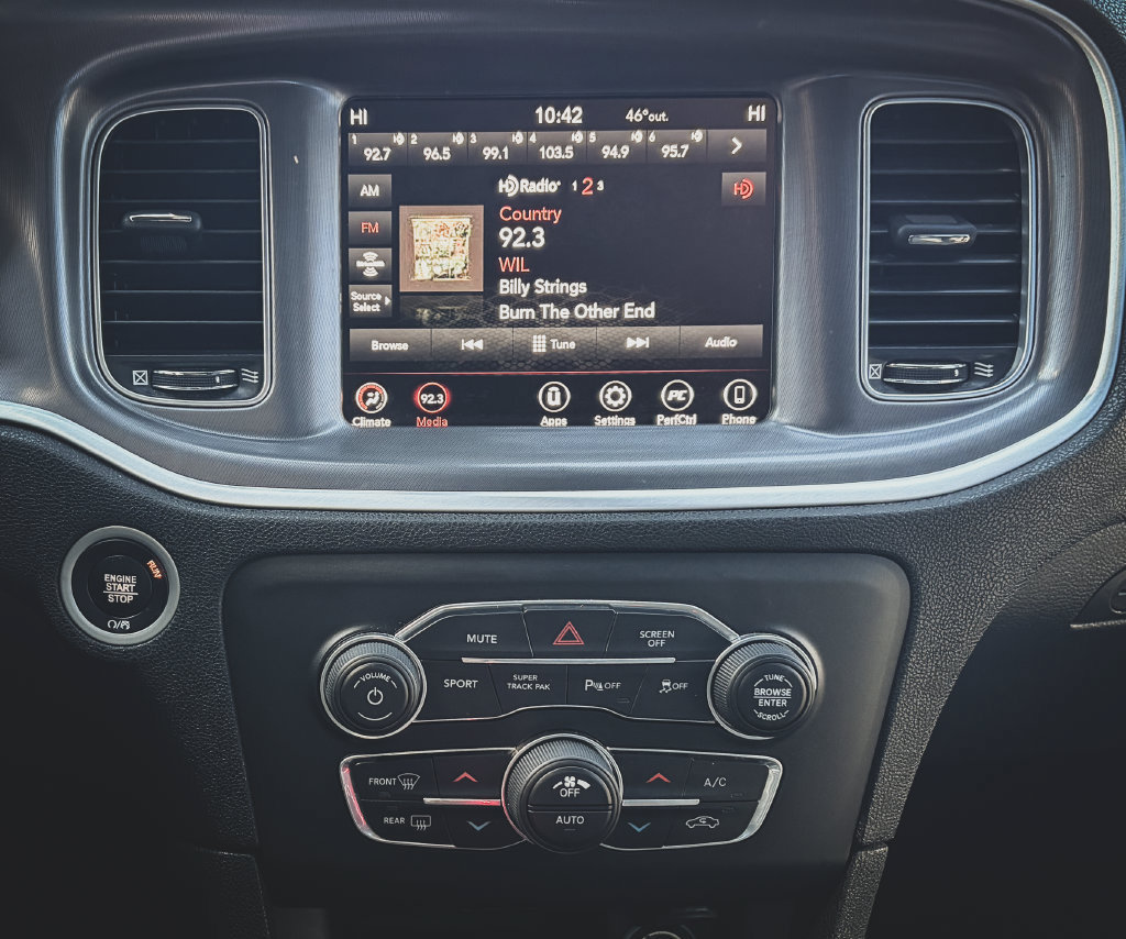 Used 2020 Dodge Charger GT RWD image 11
