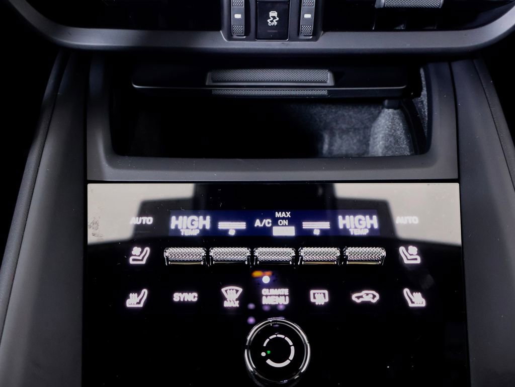 New 2026 Porsche Macan 4 Electric AWD/4WD image 20
