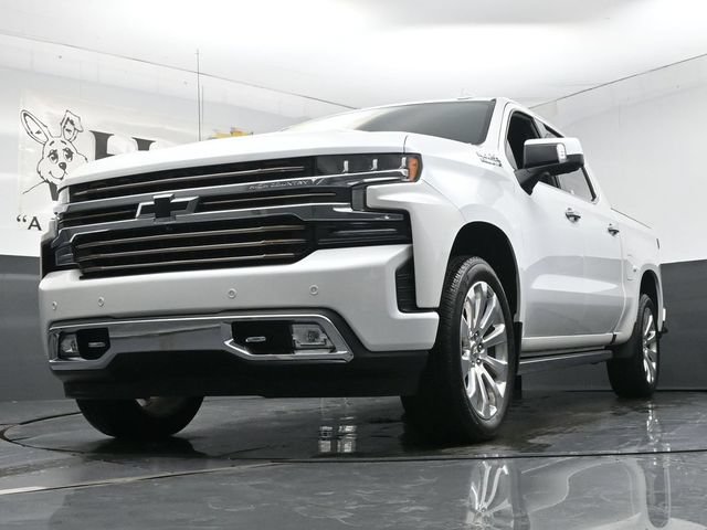 Used 2021 Chevrolet Silverado 1500 High Country w/ Technology Package AWD/4WD image 4