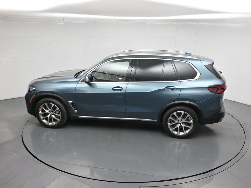 Used 2024 BMW X5 sDrive40i w/ Premium Package RWD image 43
