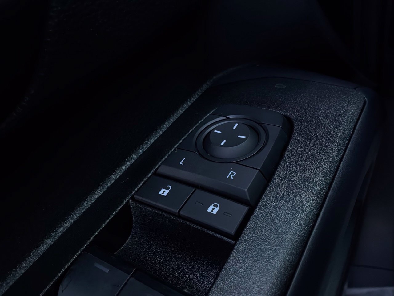 New 2026 Toyota 4Runner SR5 AWD/4WD image 22
