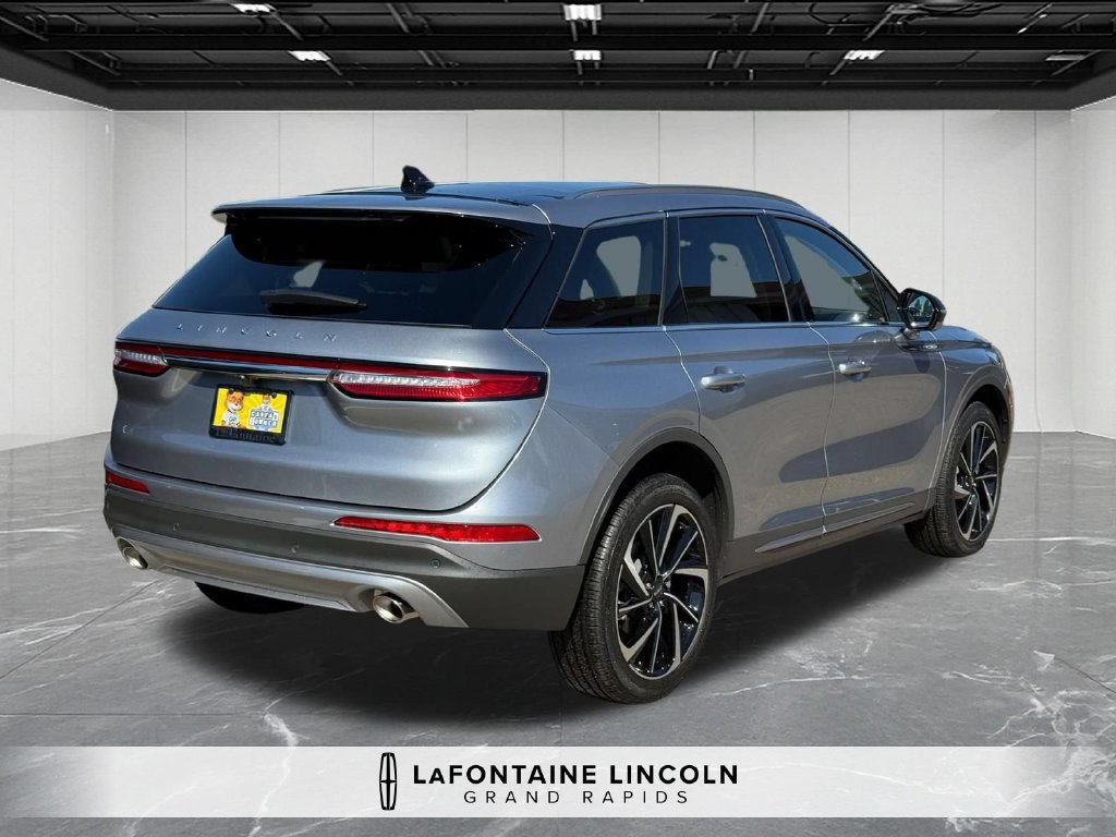 Certified 2024 Lincoln Corsair Reserve w/ Equipment Group 201A AWD/4WD image 5
