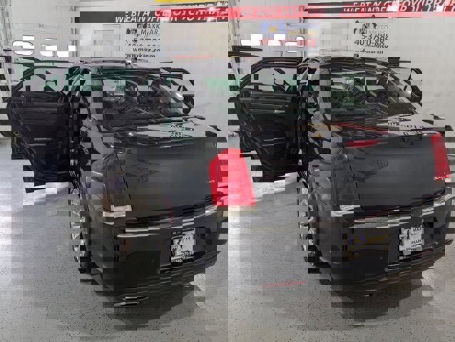 Used 2017 Chrysler 300 C w/ Safetytec Plus Group image 13