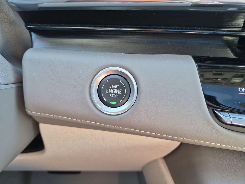 Certified 2024 Cadillac Escalade ESV Sport Platinum AWD/4WD image 25